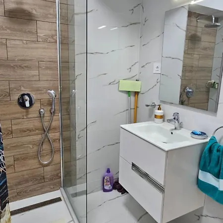 Euforia Garden Apartment *
